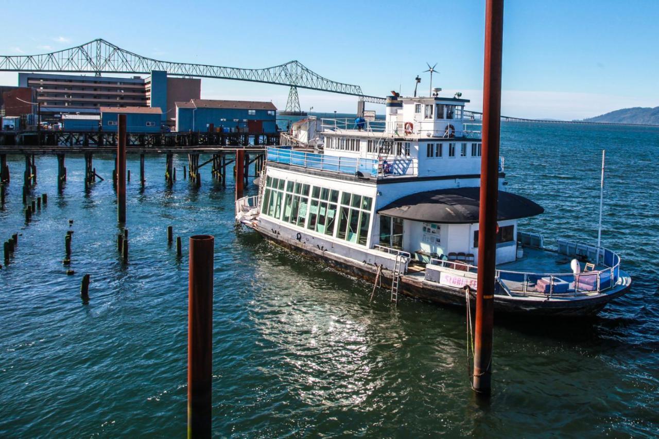 Parker Landing Hotel Astoria Esterno foto